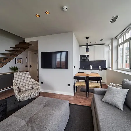 Apartment 18